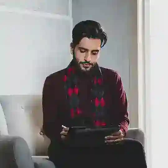 زبان انگليسي (دکتر سید میلاد قريشي)