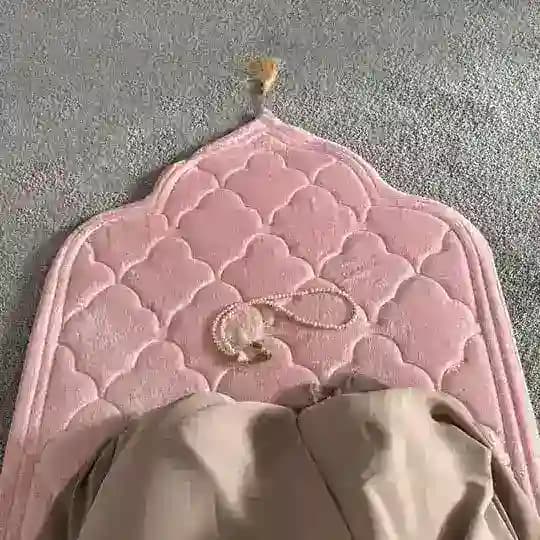 كَيان .