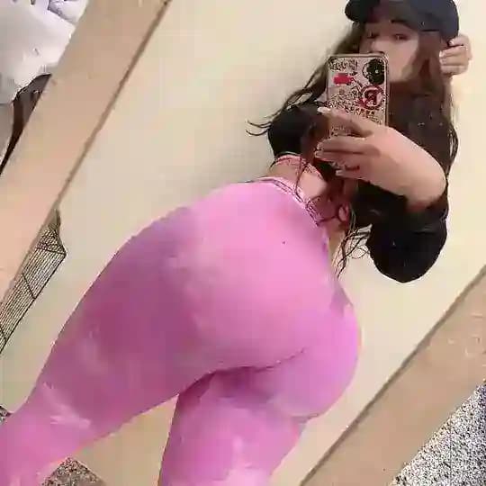 Estados de WhatsApp Chicas y Mujeres Lindas y Culonas de Instagram