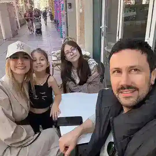 Estakhrifamily