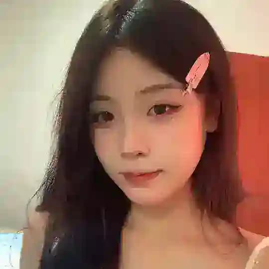 莹莹🦋后花园🌹