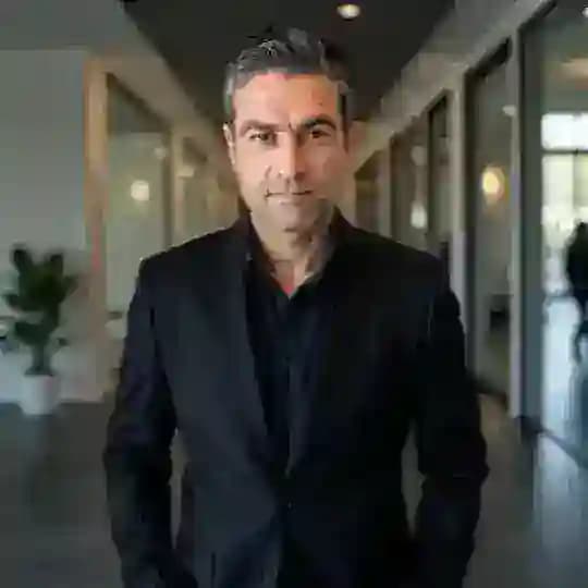 Analyst Faruk Profile