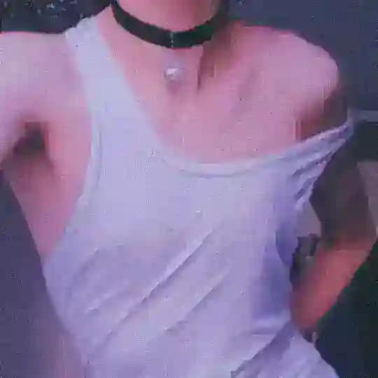 femboy posting💯
