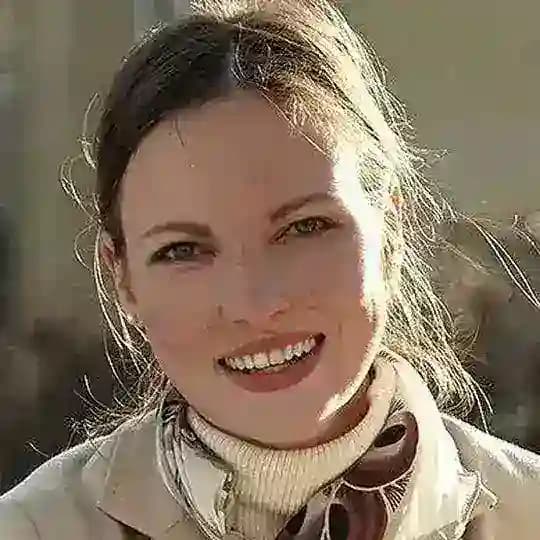 Настя о Франции и французском 🇫🇷 школа французского языка FRANÇAIS POPULAIRE Profile