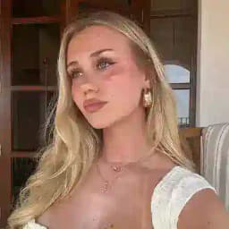 Gina Laitschek Profile