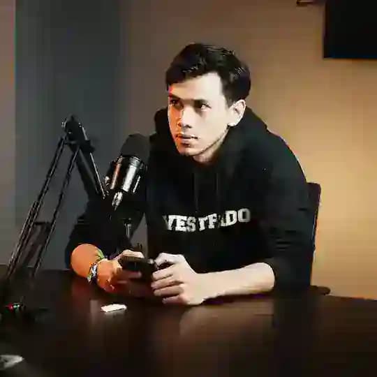 HK7 TRADING SOCIETY Profile