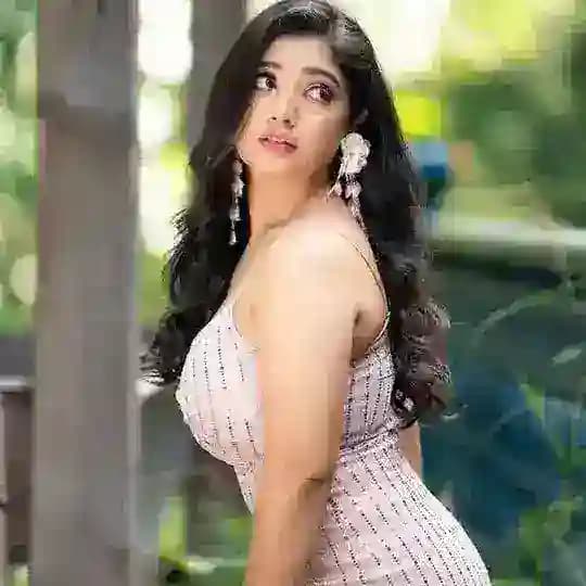HOT AUNTY TAMIL TELUGU ACTRESS Profile