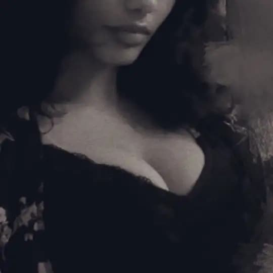 رؤية أنثى