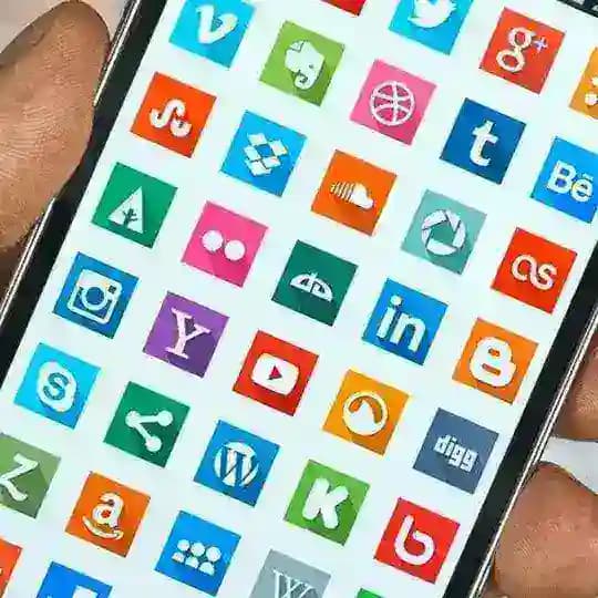 تطبيقات و مجانية و العاب مهكرة
