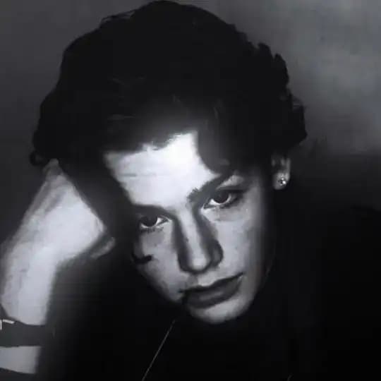 شــعليطۿـِۂ F.M Profile