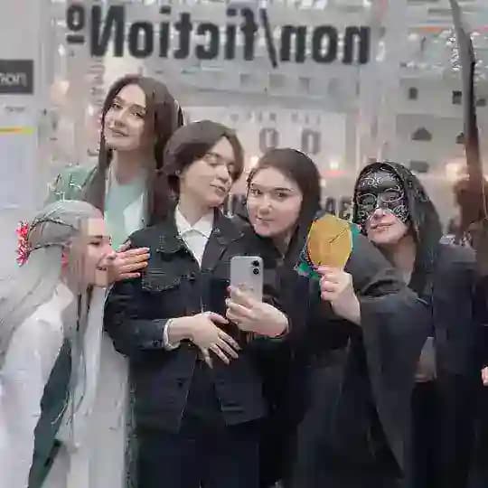 бложик джулс || 18 +