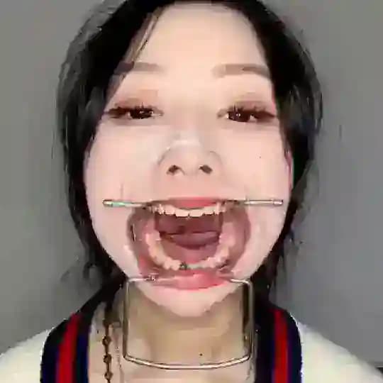美女大学生口腔检查口腔恋物癖极品资源