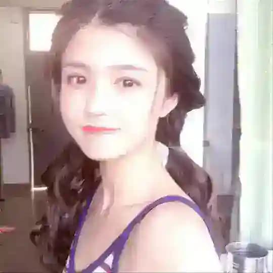 快手精神小妹吃瓜2