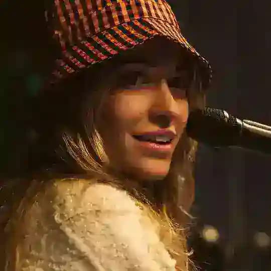 Lauren Daigle ๐ถ