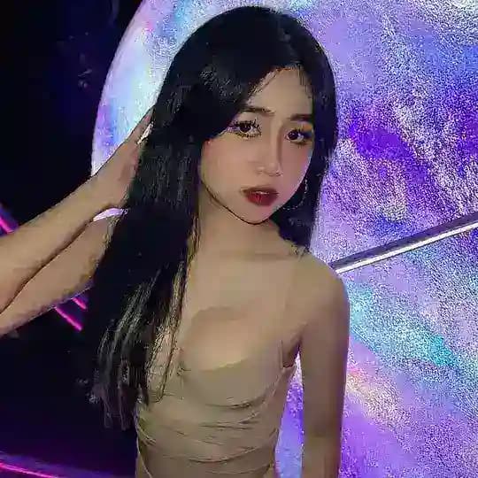 𝓛𝓮̂ 𝓚𝓲𝓶 𝓛𝓸𝓪𝓷 🔞