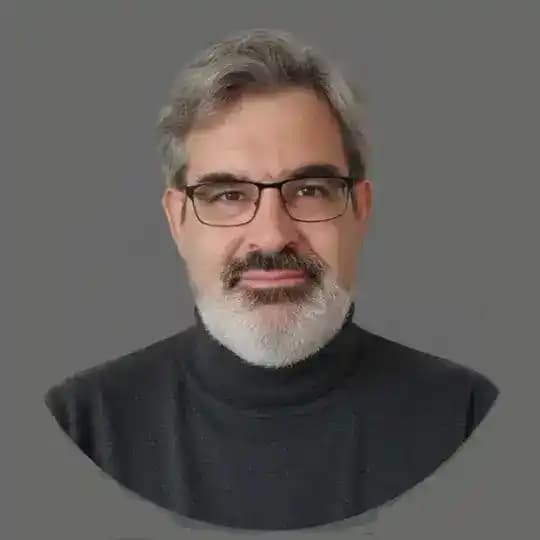 Leopoldo Ferrer LinkedIn 😉