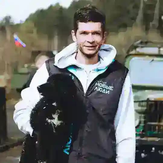 ПАРЕНЬ С НАШЕГО ДВОРА🇷🇺