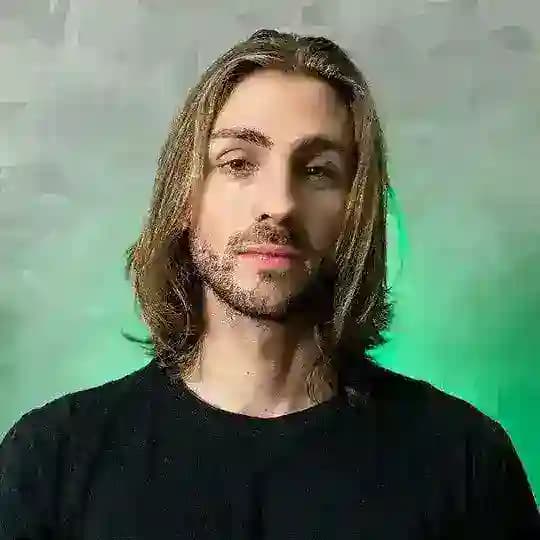 Lucas Amendola / Investidor 4.20 Profile