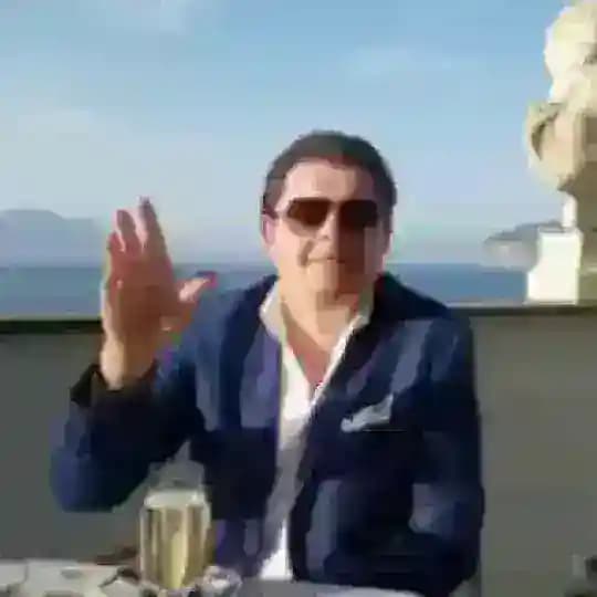 𝐌𝐀𝐗 𝐌𝐄𝐃𝐈𝐀