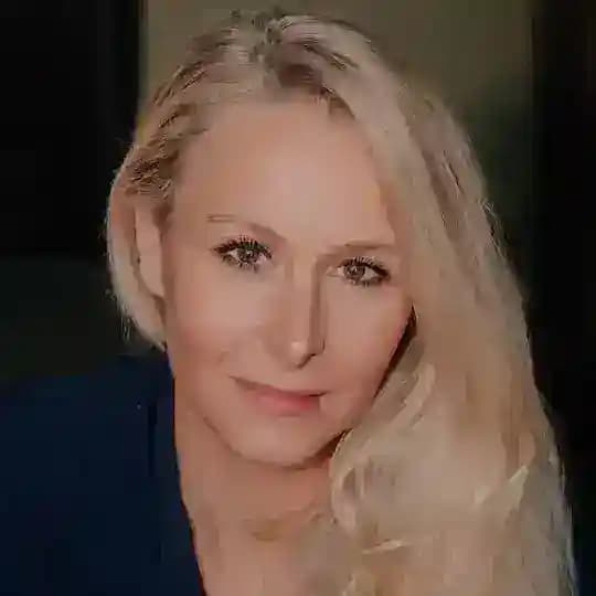 Marion Maréchal Profile