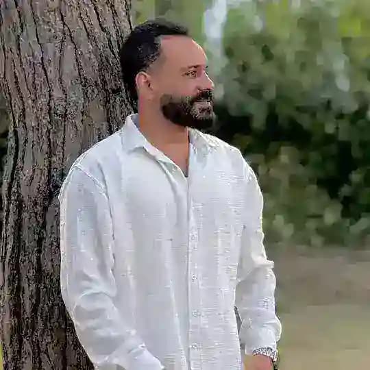 کانال رسمی مهرداد پازواری🎙️ Profile