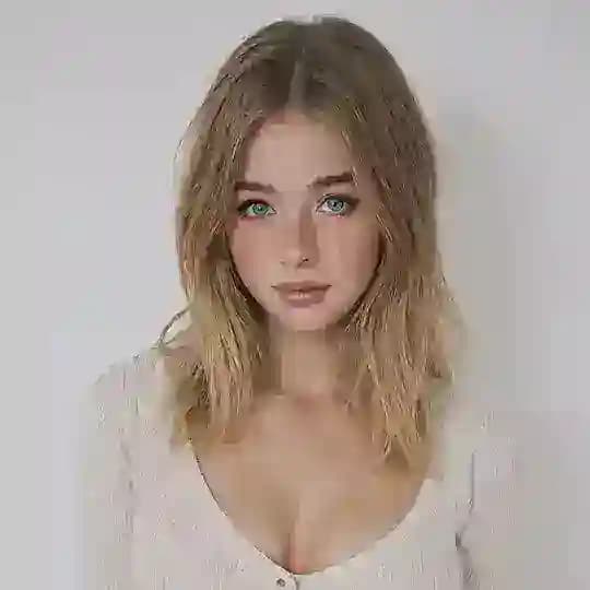 Mia Reid 🍓