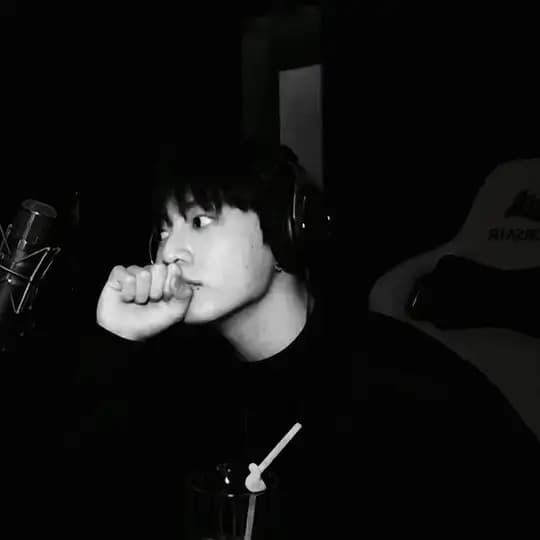 ᴘʟᴀʏʟɪsᴛᴍ