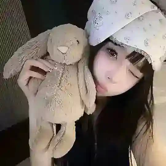 希希的情报站💭