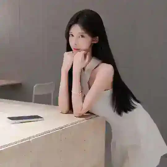 布小迪校花🌸深圳开课