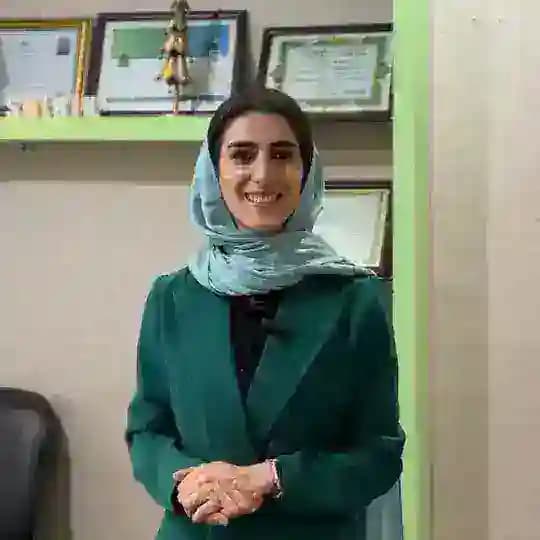 مونته سوری، فاطمه اساسی
