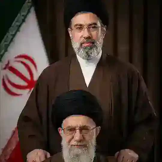 ابناء الإمام الخامنئي