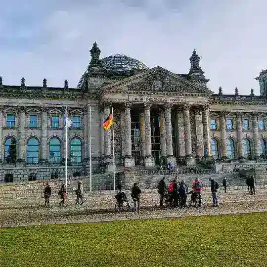 ๐ฉ๐ชNACH DEUTSCHLAND ๐ฉ๐ช