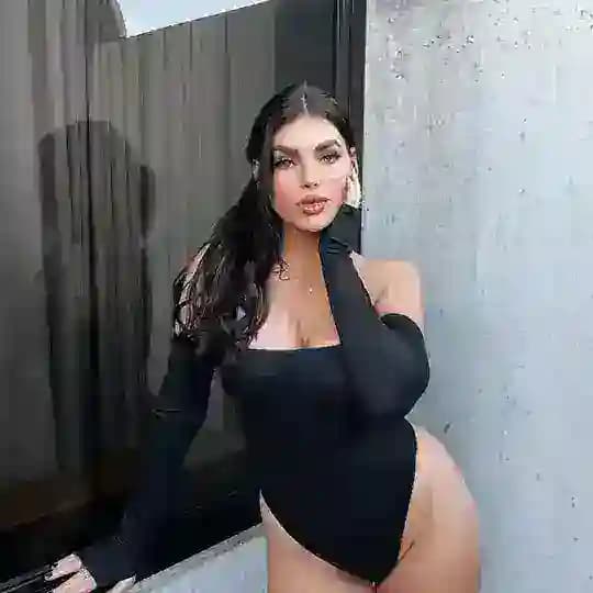 Nicole Thorne
