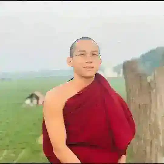 ဦးဇင်းလေး 2d 3d မူရင်းအစစ်မှန်