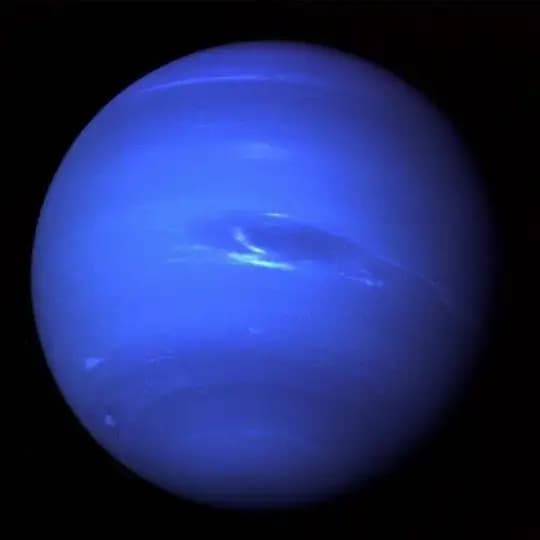 𝐏𝐮𝐭 𝐀 𝐋𝐢𝐭𝐭𝐥𝐞 𝐋𝐨𝐯𝐞 𝐎𝐧 𝐌𝐞