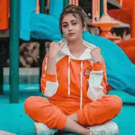 PRIYA TOSS QUEEN