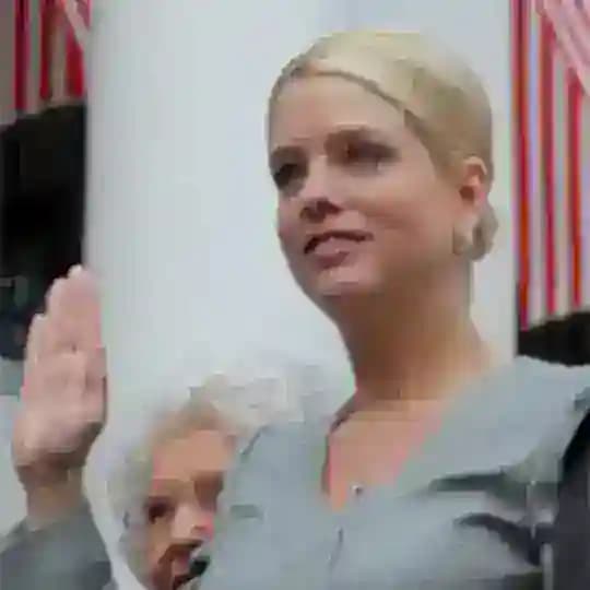 Pam Bondi Fans