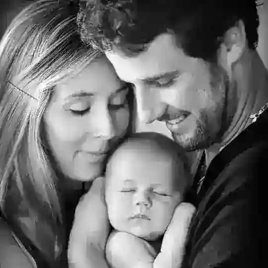 Por nuestros niños Canal Profile