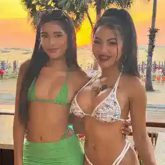 Praew and Inky👯♀️🔥