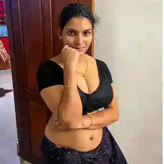 Reshmi R Nair (Mallu)