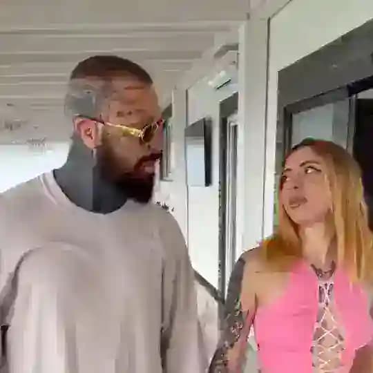 ASIA VITALE VIDEO π