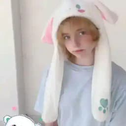 بوت مقاطع حلوين 🥺🍭 Profile