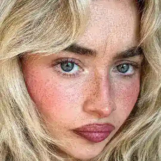 SABRINA CARPENTER