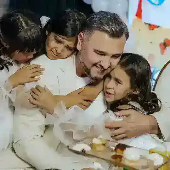 Sardor Rahimxon RASMIY