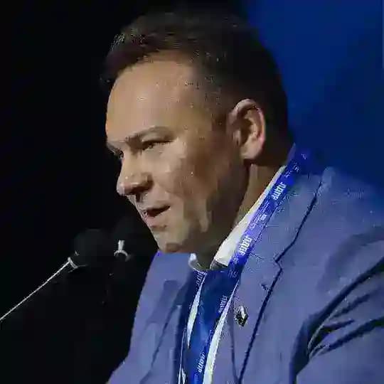 ЩЕПИНОВ