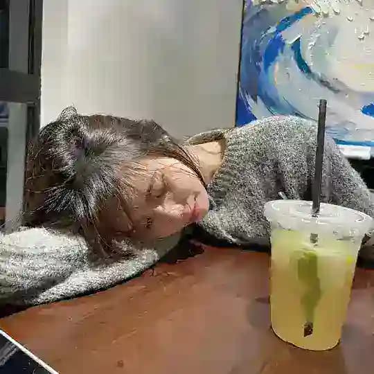 咖啡小妹-小懶