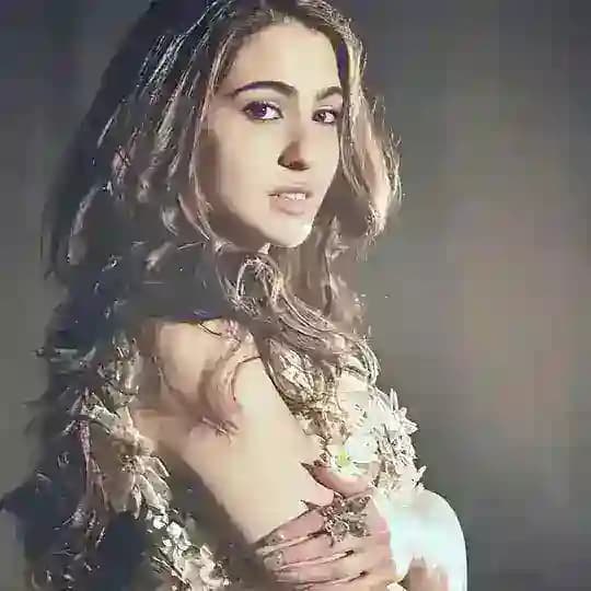 Random Actresses β€βπ₯β¨πΈ