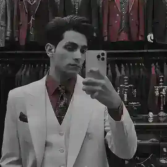 ملَحۣۗـقۗآتۣۗ آلمـۙصۣۗـۙـممۣۗ آميۣۗہر☠️🏁