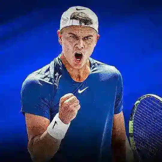TENNIS KING