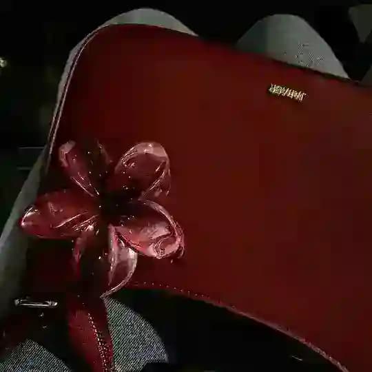 برغندي Burgundy